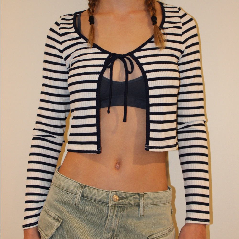 “Tie front cardigan” from H&M - Picture 1 of 3